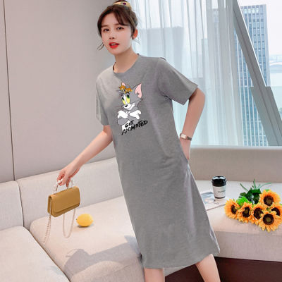 เดรสยาวเสื้อยืดแฟชั่นผู้หญิงสไตล์เกาหลี คอกลมแขนสั้น เนื้อผ้ายืดหยุ่นดี แนวหวานสดวัยรุ่นน่ารักQ13(จัดส่งโดยKerry)