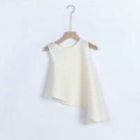 Issey Miyake ฤดูร้อนเสื้อผ้าคนตัวเล็กเสื้อยืดแขนกุดญี่ปุ่นและเกาหลีใหม่ตลอดชีวิตพับผิดปกติเสื้อผ้าสตรีขายส่ง