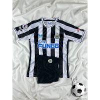 คุณภาพสูง ชุดบอล Newcastle United เสื้อบอลและกางเกงบอลผู้ชาย ปี 2022-2023 ใหม่ล่าสุด