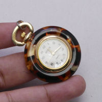 นาฬิกา Vintage มือสองญี่ปุ่น Pocket Watch นาฬิกาพก ACCOTE ระบบ QUARTZ ทรงกลม กรอบทอง หน้าขาว หน้าปัด 35มม. ตัวเรือนสแตนเลสใช้งานได้ปกติ สภาพดี ของแท้ ไม่กันน้ำ