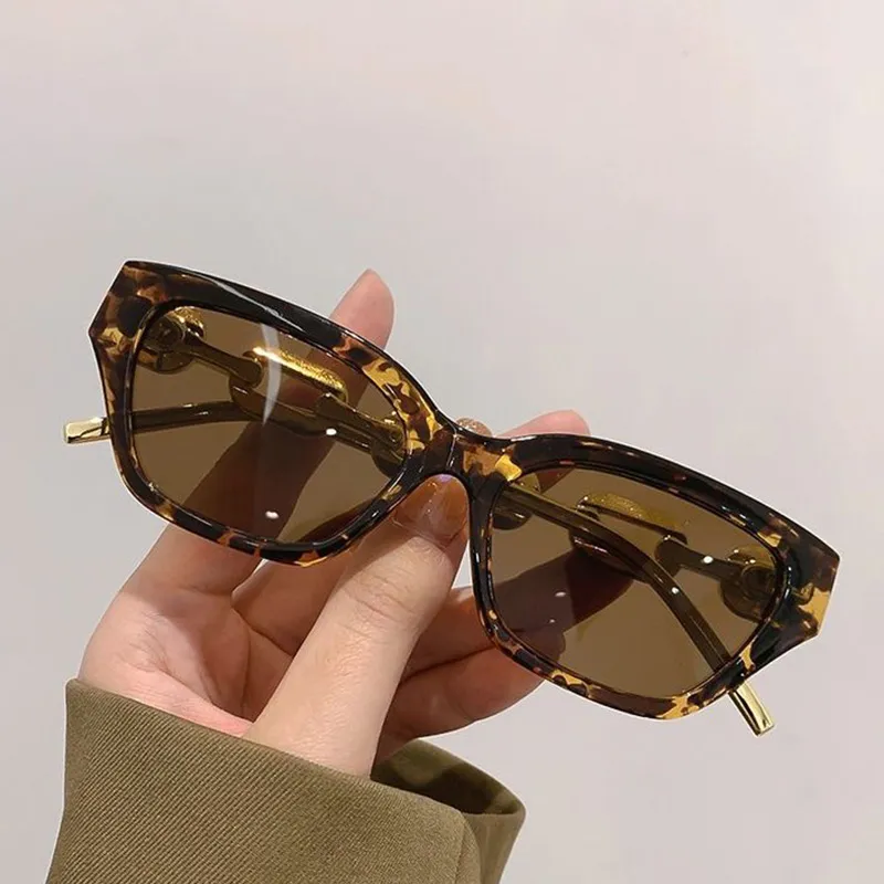 Louis Vuitton Ivy Cat Eye Sunglasses 