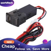 {Worldtech} สำหรับ ISUZU USB ชาร์จแบตรถกับโวลต์มิเตอร์ไฟ LED สีฟ้า2.1A USB Charger Socket