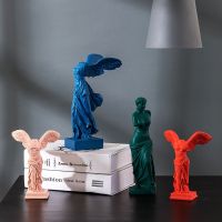 Home Decor Resin Sculpture Statue Room Decoration Goddess of Victory Nordic Character Statue Desktop Decoration Art Supplies