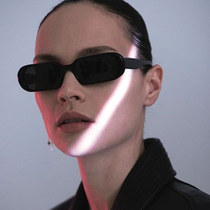 แว่นตาสี่เหลี่ยมแว่นตาย้อนยุคคลาสสิกของผู้หญิงทรงสี่เหลี่ยมผืนผ้าเล็กแว่นตาผู้หญิงกันแสงสะท้อน