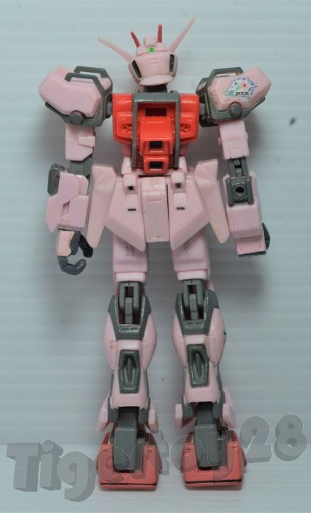 gundum-hg-strike-rouge-1-144-bandai-ในซีลพลาสติก-ความสูง-11-เซนต์