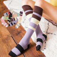 【Sock shop】แฟชั่นความคิดสร้างสรรค์ลูกอมสีลายผู้หญิงบุคลิกภาพเข่าถุงเท้ารูปแบบใหม่ลายน่ารักสาวสนุกถุงน่องสุภาพสตรีลูกวัวถุงเท้า