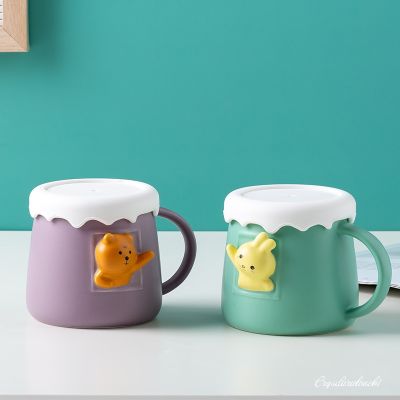 【High-end cups】สร้างสรรค์สีแก้วทนความร้อนการ์ตูนที่มีฝาปิด400มิลลิลิตรถ้วยลูกแมวกาแฟแก้วเซรามิกเด็กถ้วยสำนักงาน Drinkware ของขวัญ