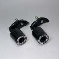 กันล้มข้าง Frame sliders ตรงรุ่นสำหรับ Yamaha R1 07-08 ไม่เจาะแฟริ่ง(Marina)