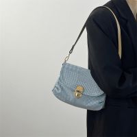 [COD] womens 2022 new retro lock denim high-end baguette bag niche fashion texture shoulder tide