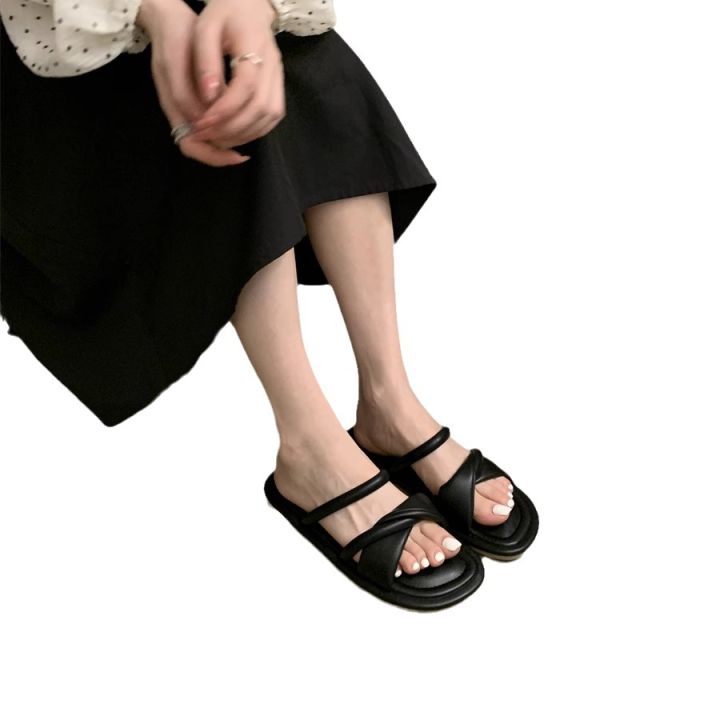 flat-slippers-womens-summer-outdoor-wear-2023-new-korean-style-french-evening-style-temperament-fairy-casual-beach-sandals
