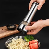 New Stainless Steel Salt and Pepper Mill Grinder Spice Herp Glass Muller Hand Mill Grinding Bottle Kitchen Gadgets Glass Tools