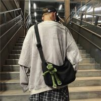 4 Colors Available Korean Fashion Ulzzang Men Messenger Bag 【JULE】