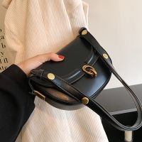High-end bags new trendy retro womens bags fashion all-match shoulder bag autumn and winter texture Messenger saddle bag 【QYUE】