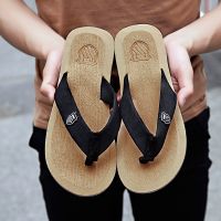 Hot Sale Summer Flip Flops Men Beach Sandals Anti-slip High Quality Home Men Slippers Beach Outside Slides