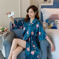 [Xiaoli clothing] เซ็กซี่คราบเสื้อคลุมชุดฤดูใบไม้ผลิฤดูXiaoli clothingเสื้อคลุมเซ็กซี่ Nightgowns เสื้อคลุมอาบน้ำผู้หญิงชุดนอนอาบน้ำเสื้อคลุมผ้าไหมชุดนอนสตรีชุดเสื้อผ้า