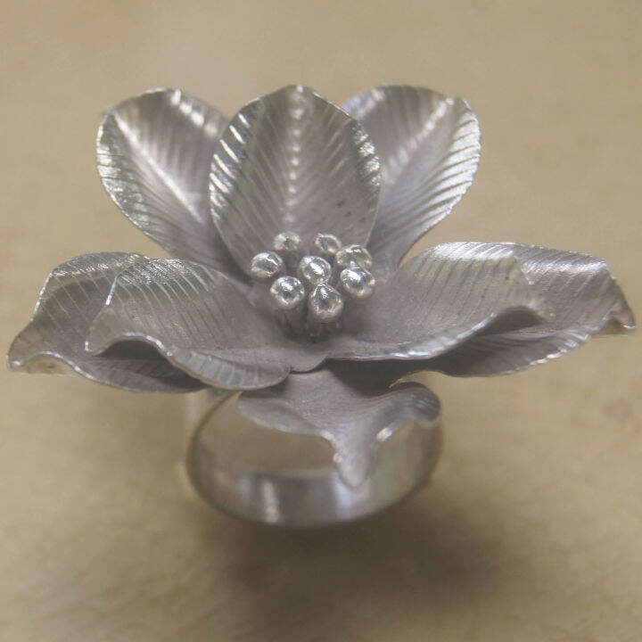 flower-karen-hill-tribe-silver-are-unique-beauty-as-a-valuable-souvenir-valuable-gifts-for-loved-ones-size-7-5-o