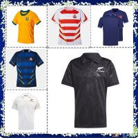 {Men S กางเกงขายาว} 2023เสื้อเชิ้ตเสื้อเจอร์ซีย์สำหรับเล่นรักบี้ใส่อยู่บ้านสีดำทั้งตัว2023/2024ญี่ปุ่นนิวซีแลนด์กางเกงขาสั้นเสื้อรักบี้ออสเตรเลียไซส์ S--XL--5XL