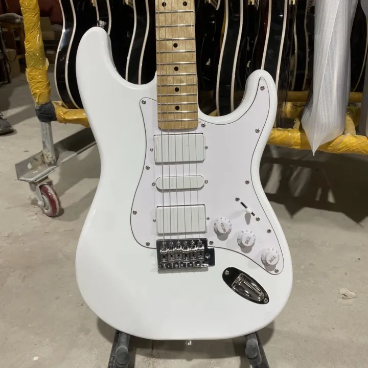 Fender Stratocaster Electric Guitar White Color Maple Fingerboard