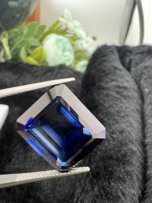 Lab sapphire  corundum 15 carats1 pieces Blue Sapphire พลอยไพลิน สีน้ำเงิน ( LAB ) อัญมณี... พลอย ขนาด 12x15 มิลลิเมตร ( MM) ( 1 PCS เม็ด)