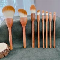 【cw】 Karsyngirl 1pcs Makeup Brushes Blush Foundation Sculpting Eyeshadow Smudge Wood Handle ！