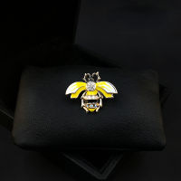 Cute Cartoon Yellow Bees Brooch Suit Coat Clothes Decorative Corsage Versatile Pin Elegant Accessories Women Rhinestone Jewelry