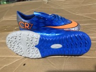 giày bóng đá CR7 cao cấp nhiều màu màu ngẫu nhiên thumbnail