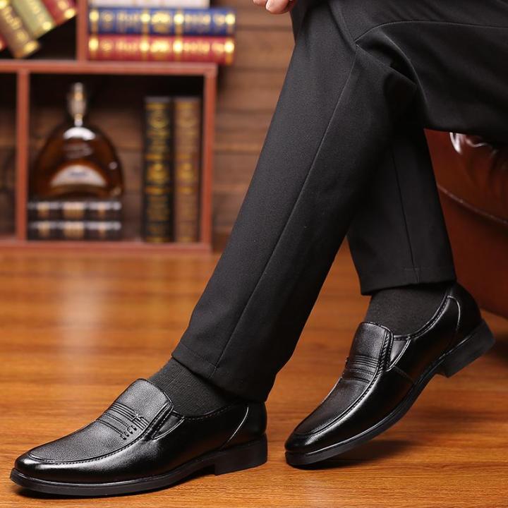 กางเกงรองเท้าสุภาพสำหรับทำงานคลาสสิกหัวกลมผู้ชายแฟชั่นรองเท้าธุรกิจผู้ชายใหม่ของ-orngmall
