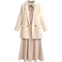 Spot parcel post Ruffled Dress Early Autumn Clothing 2022 New Female Long Sleeve Elegant French High-End Spring and Autumn Suit Two-Piece Suit