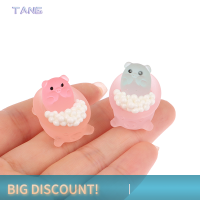 ?【Lowest price】TANG 2ชิ้นเครื่องประดับ DIY ตกแต่งโทรศัพท์มือถือพวงกุญแจเรืองแสงมินิเรซิ่นอาบน้ำลูกหมูของเล่นต่างหูเครื่องประดับผม