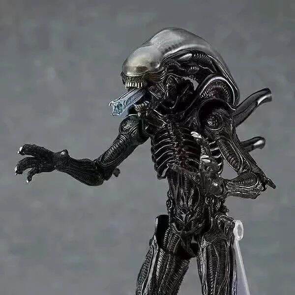 alien-action-figure-sp-018-takeya-takayuki-movable-model-toys