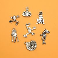 【YD】 Antique Plated Frog Charms Couple Pendants Diy Jewelry Making Findings Wholesale