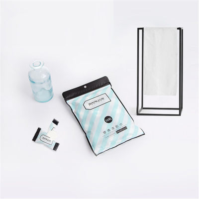 50 Pcs/Bag Compressed Towels 20x22cm Disposable Non-woven Fabric Cotton Beauty Makeup Clean Portable Travel