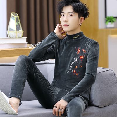 [COD] Mens autumn clothes and long johns gold velvet student thermal mens fleece thickening can be worn outside suit tide