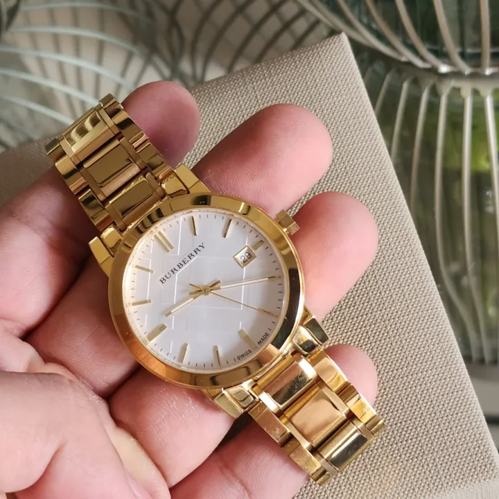 Burberry 40mm Swiss Gold Ion-Plated White Dial Stainless Steel Bracelet  Unisex Watch BU9003 With 1 Year Warranty For Mechanism | Lazada PH