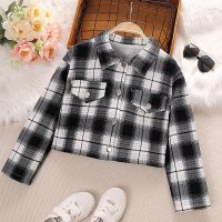 2023 Spring and autumn new girl plaid long-sleeved coat fashion short lapel coat childrens clothing