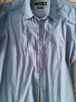เสื้อ เสื้อเชิ้ต Bossini ขนาด XL relax fit สีฟ้า ของพ่อค้าใส่เอง ซื้อ1190 ส่งต่อ400