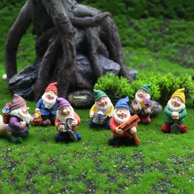 Seven Dwarfs Snow White elf garden miniature dwarf Statue Ornament garden and ELF resin dwarfs