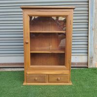 ตู้ไม้สักทอง ติดผนัง (Teak display cabinet) ขนาด กว้าง35xลึก14xสูง52 cm. ตู้โชว์ไม้สัก ตู้กระจก รุ่น 2 ลิ้นชัก 3 ชั้น สีเนื้อไม้ ประกอบสำเร็จแล้ว