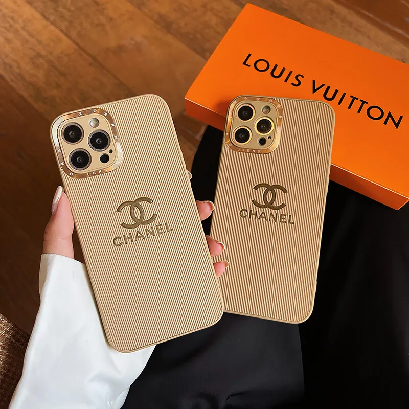 Case for iPhone SE 2020 - Louis Vuitton Gold