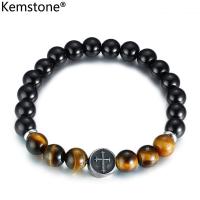 Kemstone 10 มิลลิเมตรแฟชั่นเสือตาอาเกตสีดำลูกปัดสร้อยข้อมือผู้ชายข้ามไทเทเนียมเหล็กเครื่องประดับของขวัญ