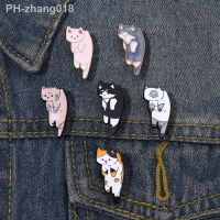 Hanging Cats Enamel Pins Custom Black White Orange Kitten Brooches Lapel Badges Animal Jewelry Gift For Kids Friends Wholesale