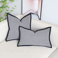 ปลอกหมอนตรวจสอบ Houndstooth สีดำและสีขาวหมอนอิงพิมพ์ลายตัดแต่งกว้างตกแต่งหมอนนุ่มปกเบาะรองนั่งโซฟา