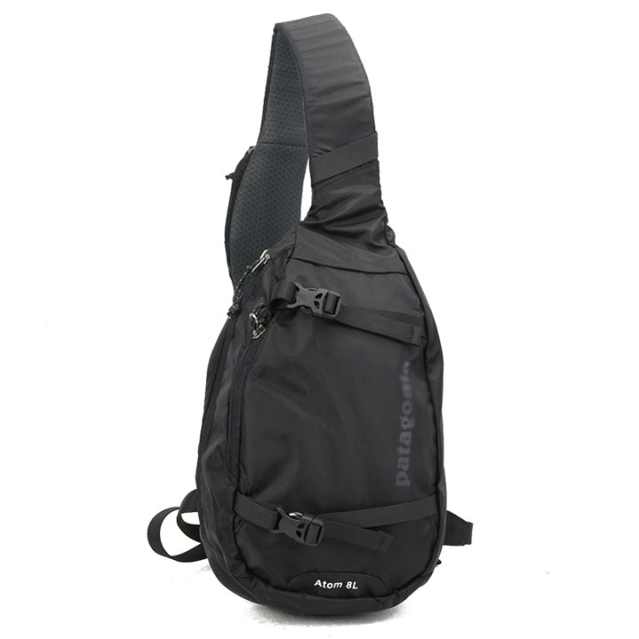 patagonia-ขี่กระเป๋าคาดหน้าอกน้ำหยดอะตอม-sling8l-หยดน้ำกระเป๋าไนลอนกันน้ำกระเป๋าสะพายบ่าในต่างประเทศ