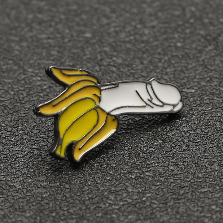 banana-top-quality-pin-needle-fruit-plant-dick-organ-enamel-badge-evil-evil-adult-brooch-friendship-pass-jewelry-women-friends
