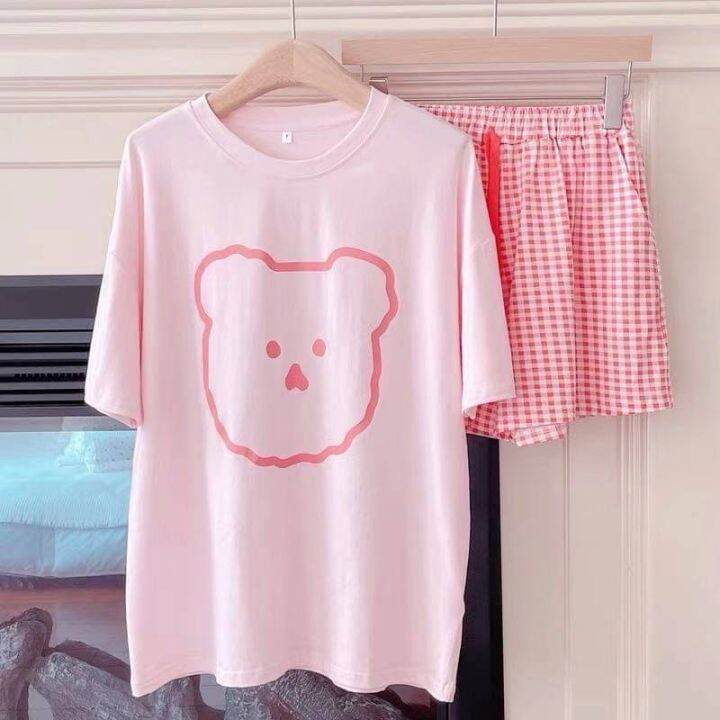 พร้อมส่ง-เซ็ตชุดนอนเสื้อรูปหมีและกางเกงขาสั้นลายสก๊อตน่ารัก-ผ้านิ่ม-ใส่สบาย-สไตล์เกาหลี