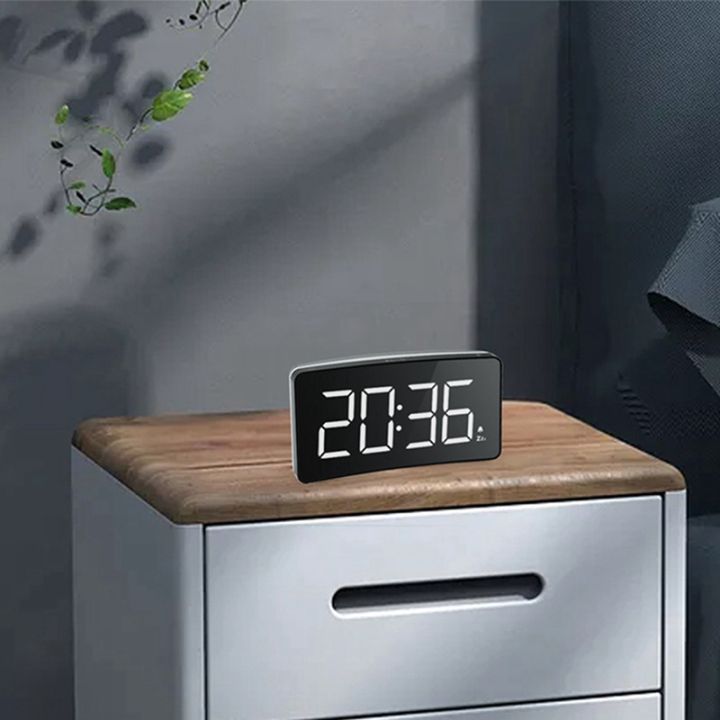 led-digital-alarm-clock-mains-powered-no-frills-simple-operation-alarm-clocks-bedside-alarm-non-ticking-for-bedroom