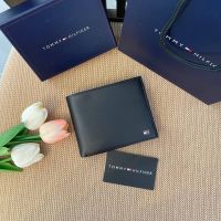 TOMMY HILFIGER Short Wallet กระเป๋าสตางค์ กระเป๋าเงิน กระเป๋าตังชาย ใบสั้น กระเป๋าสตางค์ผู้ชาย ของแท้ 100%