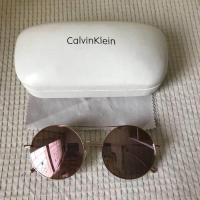 แว่นตา CalvinKlein CK2156S สวยใหม่ CalvinKlein Round Sunglasses  อุปกรณ์ครบ พร้อมกล่องผ้าเช็ดแว่น กันแดดกันยูวี 100% Size 54-17-140 ใส่ได้ทั้งชายหญิง