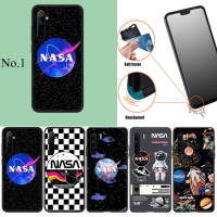 JI23 Nasa Astronaut Space Moon อ่อนนุ่ม High Quality ซิลิโคน TPU Phone เคสโทรศัพท์ ปก หรับ Realme XT X2 A5 2 3 5 5S 5i 6 6i 7 7i 8 8S 8i 9 9i Pro Plus X Lite