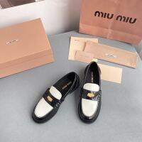 MiumiuˉImported Patent Leather Loafers Vintage White Womens Shoes Inner Foot Pad Silk Sheepskin Comfortable Flat